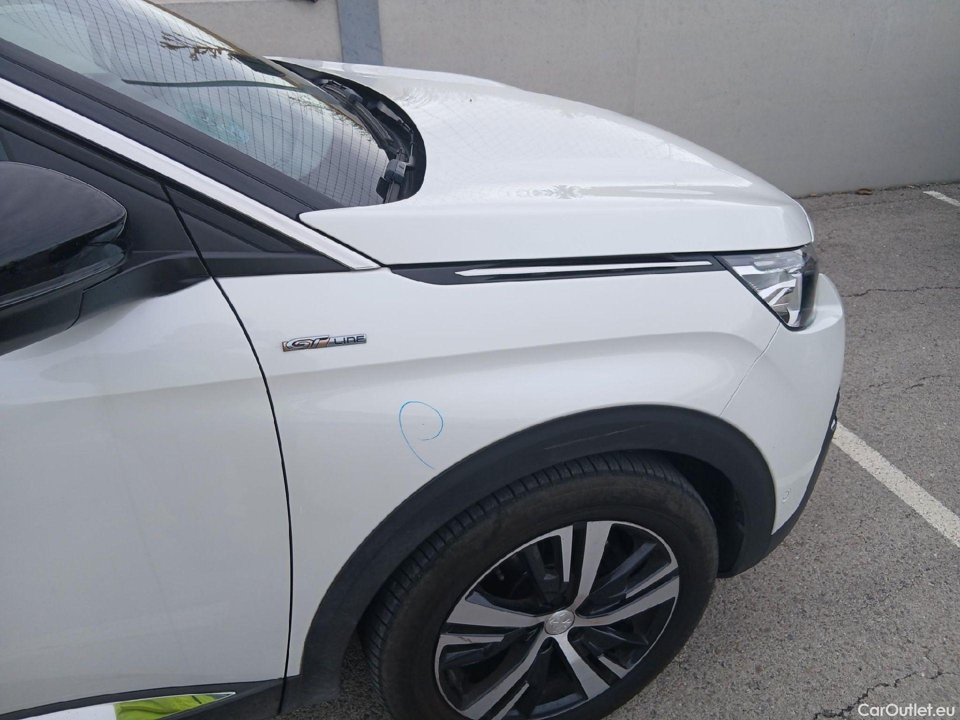  Peugeot  3008 PEUGEOT  / 2016 / 5P / todoterreno GT Line BlueHDi 132kW (180CV) S&S EAT8 #31