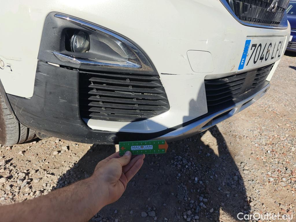  Peugeot  3008 PEUGEOT  / 2016 / 5P / todoterreno Allure BlueHDi 96kW (130CV) S&S EAT8 #5