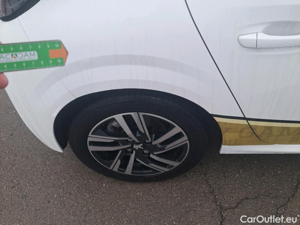  Peugeot  208 PEUGEOT  / 2019 / 5P / berlina con portón PureTech 73kW (100CV) Allure #26