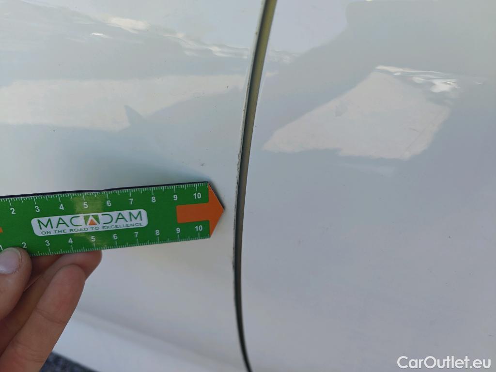  Land Rover  Discovery OPEL Insignia / 2020 / 5P / berlina con portón GS Business Edition 1.5D DVH 90kW MT6 #8