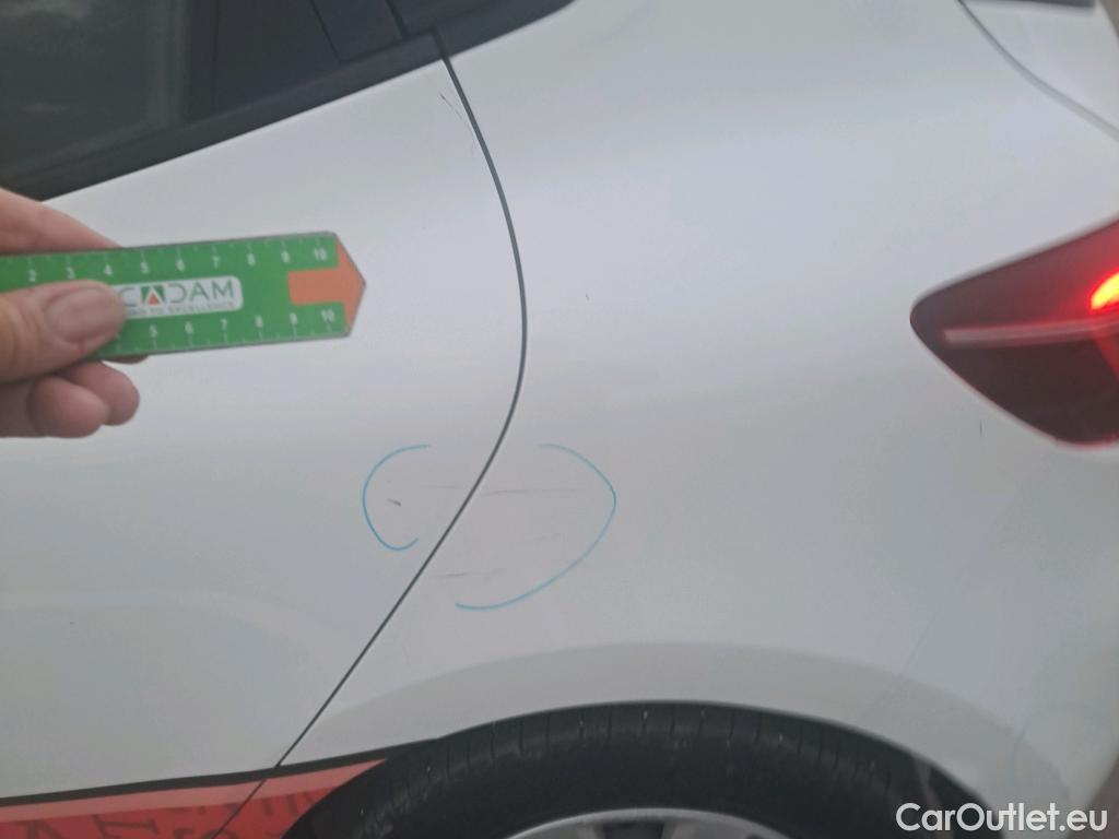  Renault  Clio RENAULT  / 2019 / 5P / berlina con portón Business Blue dCi 63 kW (85CV) (ACB) #25