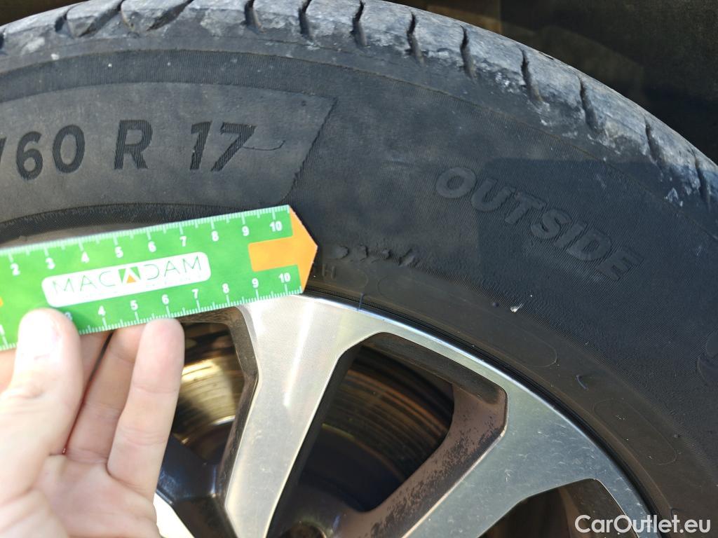  Renault  Kadjar RENAULT  / 2019 / 5P / crossover Zen Blue dCi 85kW (115CV) #4