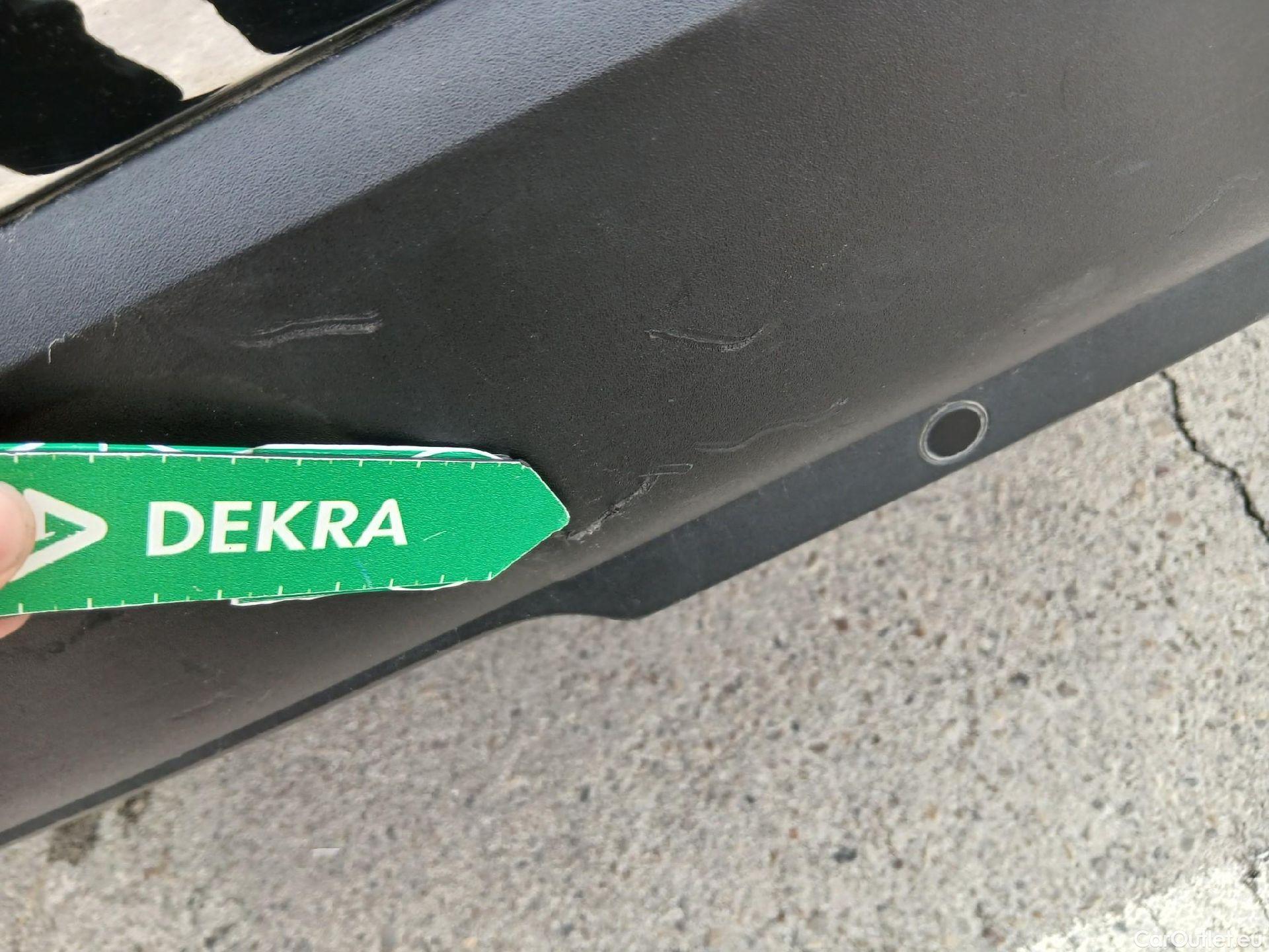  Peugeot  3008 PEUGEOT  / 2016 / 5P / todoterreno GT Line BlueHDi 132kW (180CV) S&S EAT8 #25