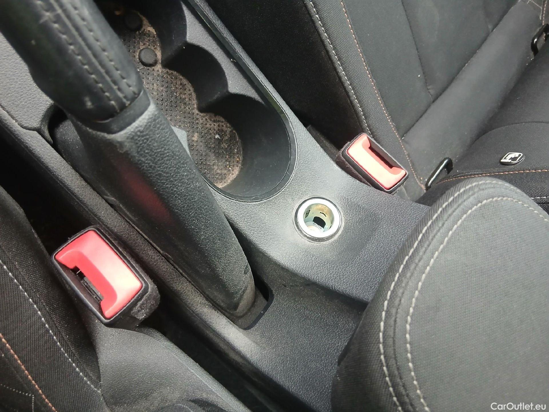  Skoda  KAMIQ SKODA  1.0 TSI 81kW (110CV) DSG Ambition (CX) #3