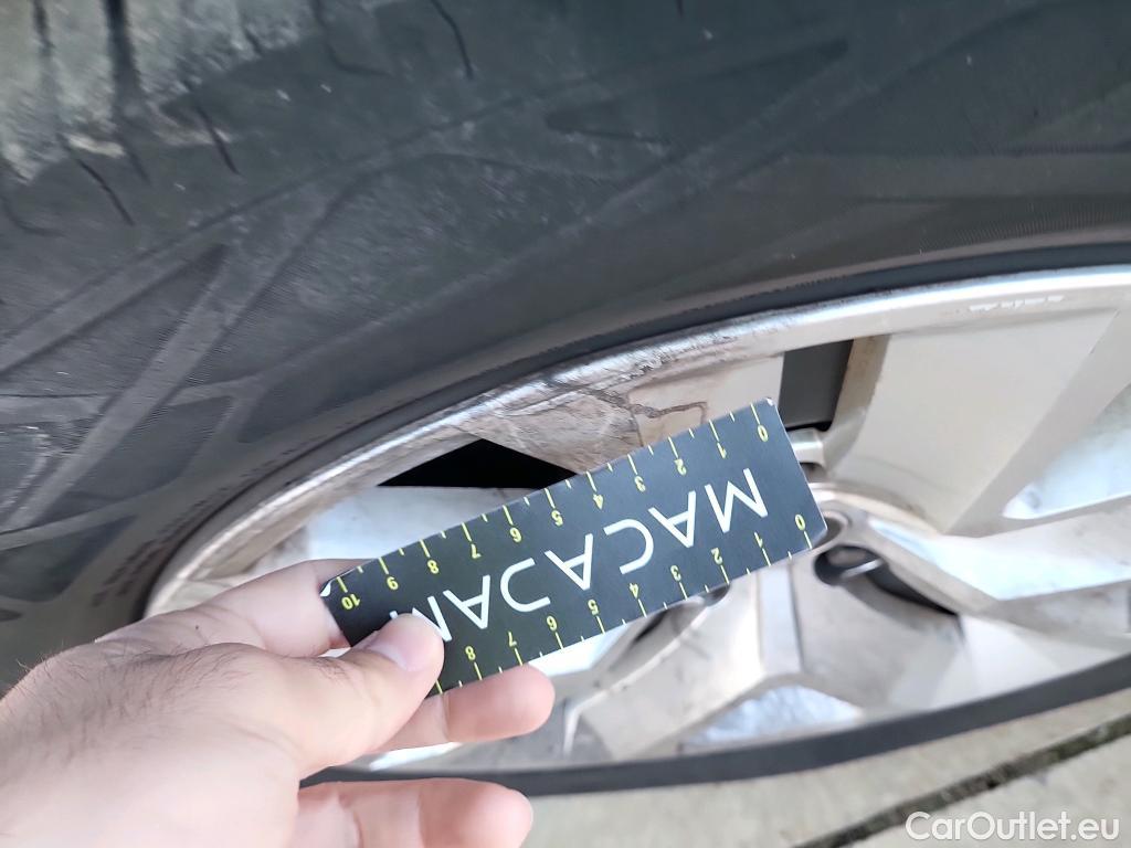  Renault  Captur RENAULT  / 2019 / 5P / todoterreno Intens TCe 90 (AC) #14