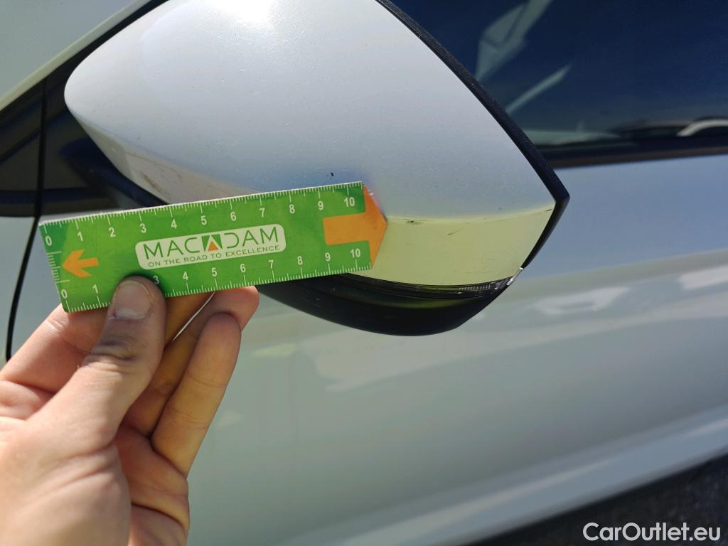  Skoda  Karoq SKODA  / 2017 / 5P / todoterreno 2.0 TDI 110kW (150CV) DSG 4X4 Ambition #40