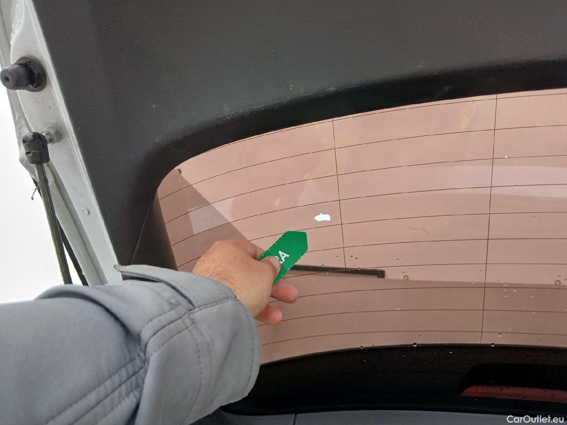  Volkswagen  T-ROC VOLKSWAGEN  / 2017 / 5P / todoterreno Edition 1.0 TSI 85kW (115CV) #4