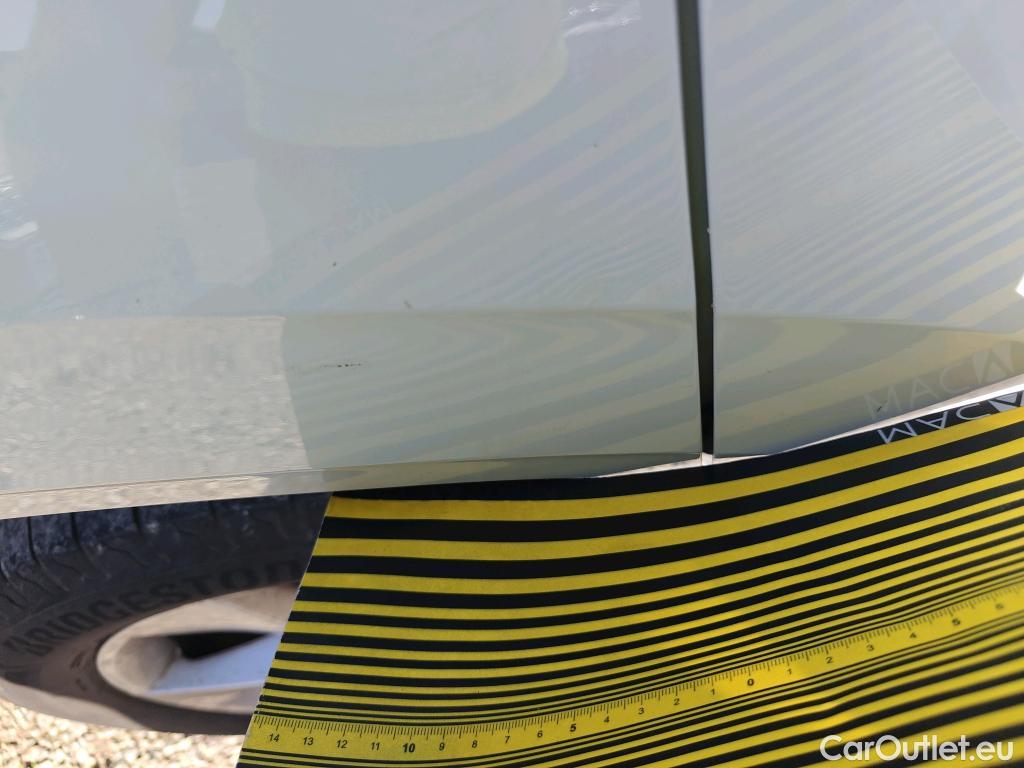  Skoda  Karoq SKODA  / 2017 / 5P / todoterreno 2.0 TDI 110kW (150CV) DSG 4X4 Ambition #46