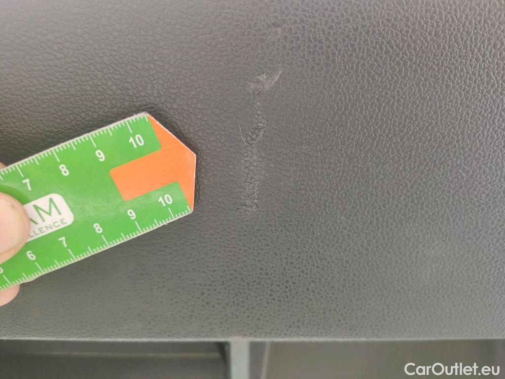  Volkswagen  Polo VOLKSWAGEN  / 2017 / 5P / berlina con portón Advance 1.0 TSI 70kW (95CV) #14