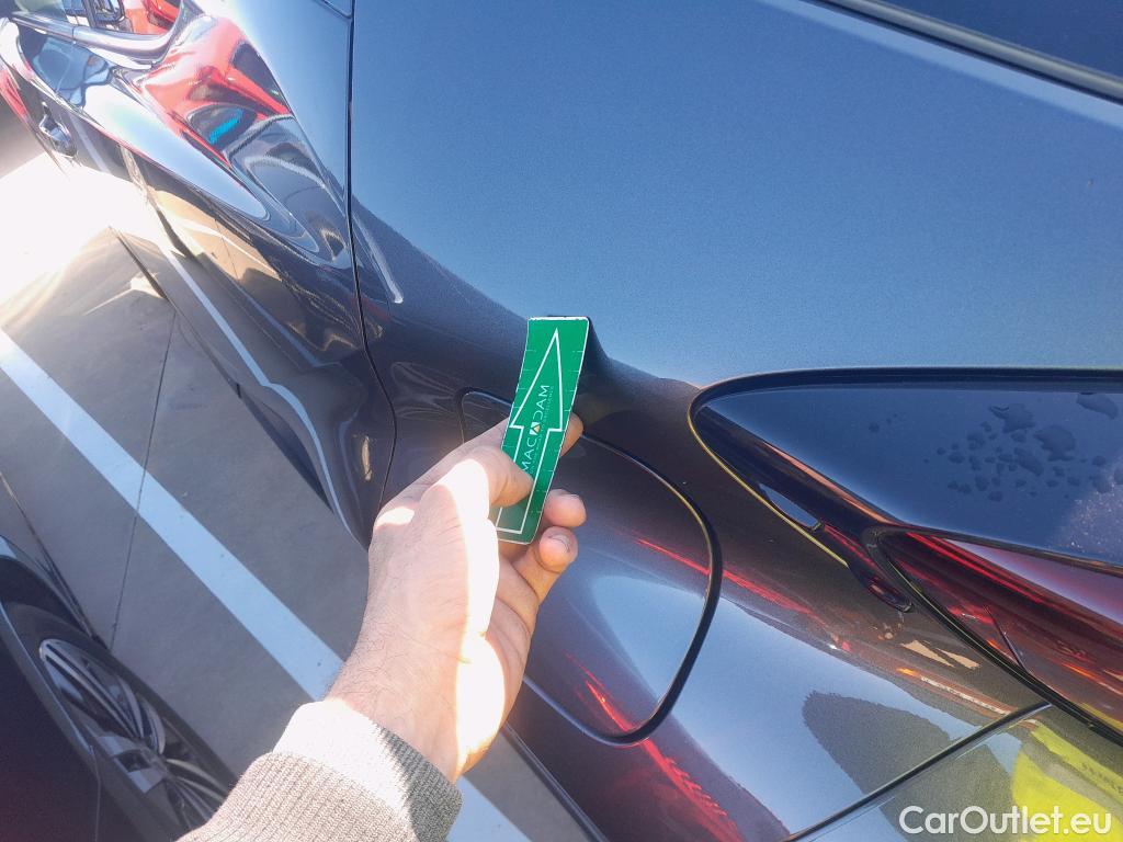  Toyota  C-HR TOYOTA  / 2019 / 5P / todoterreno 1.8 125H Advance #16