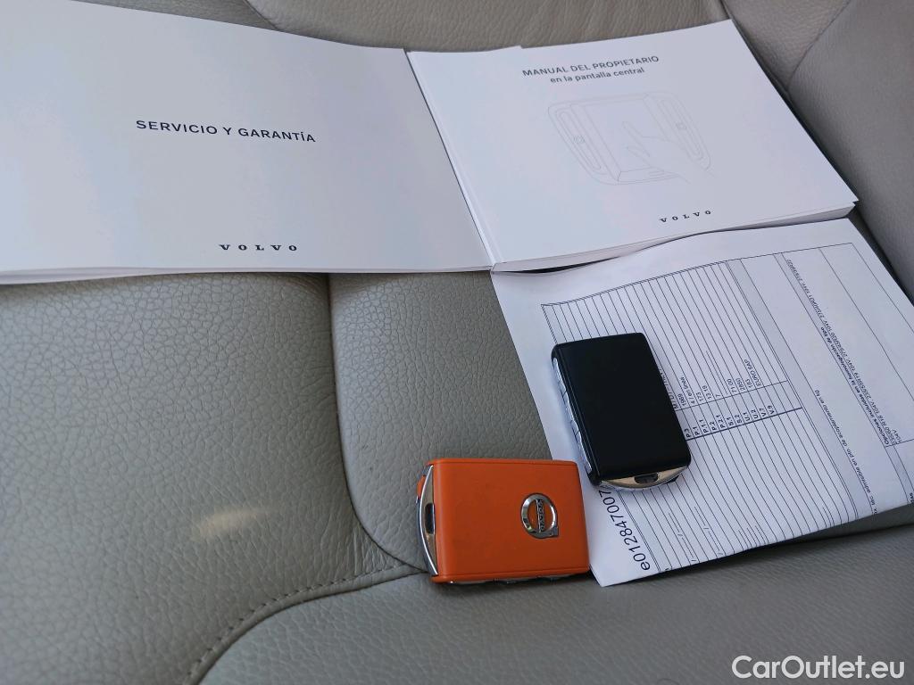  Volvo  XC90 VOLVO  / 2019 / 5P / todoterreno 2.0 B5 D AWD Momentum Pro Auto #24