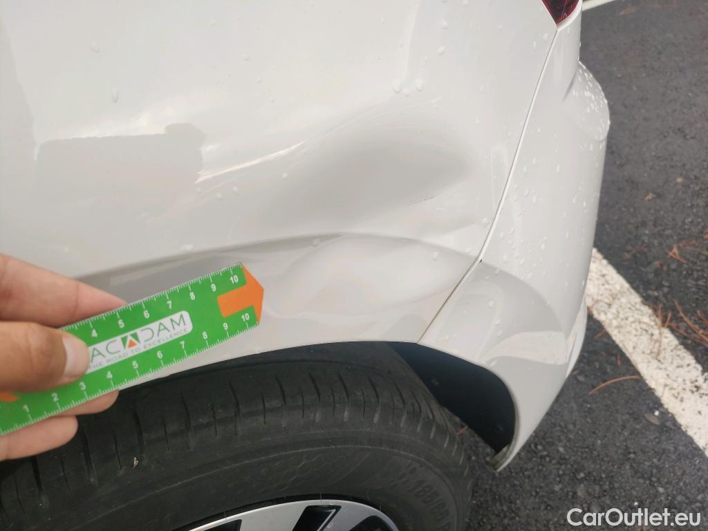  Volkswagen  Polo VOLKSWAGEN  / 2017 / 5P / berlina con portón Advance 1.0 TSI 70kW (95CV) #6