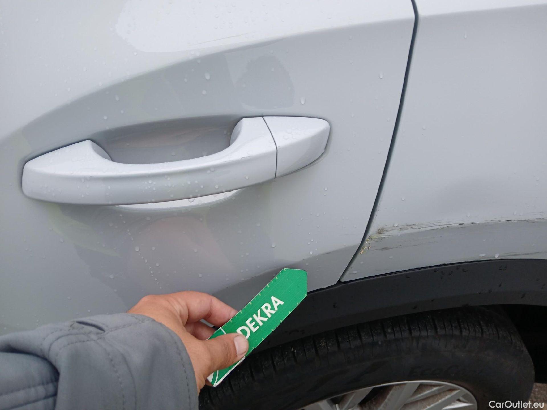  Volkswagen  T-ROC VOLKSWAGEN  / 2017 / 5P / todoterreno Edition 1.0 TSI 85kW (115CV) #13