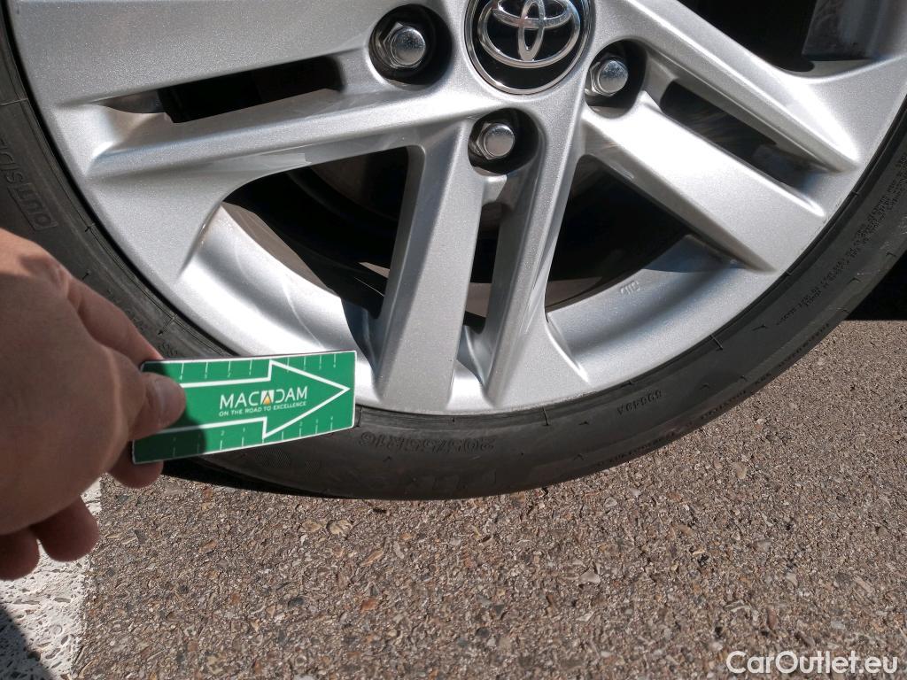  Toyota  Corolla TOYOTA  1.8 125H ACTIVE TECH E-CVT (CX) #15