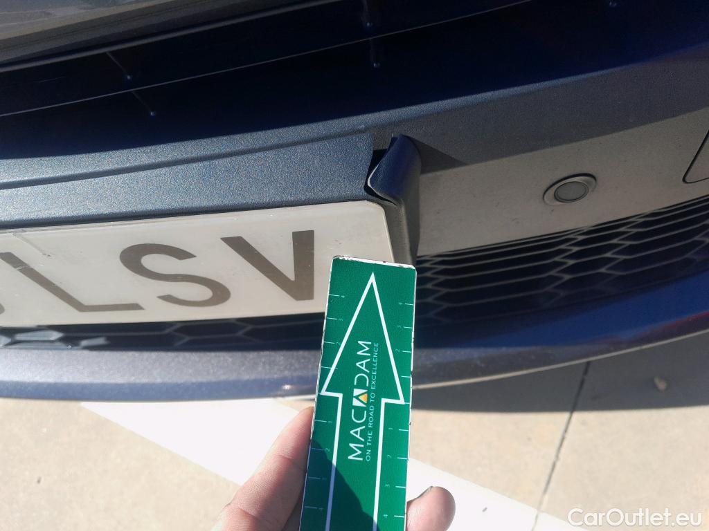  Toyota  C-HR TOYOTA  / 2019 / 5P / todoterreno 1.8 125H Advance #35