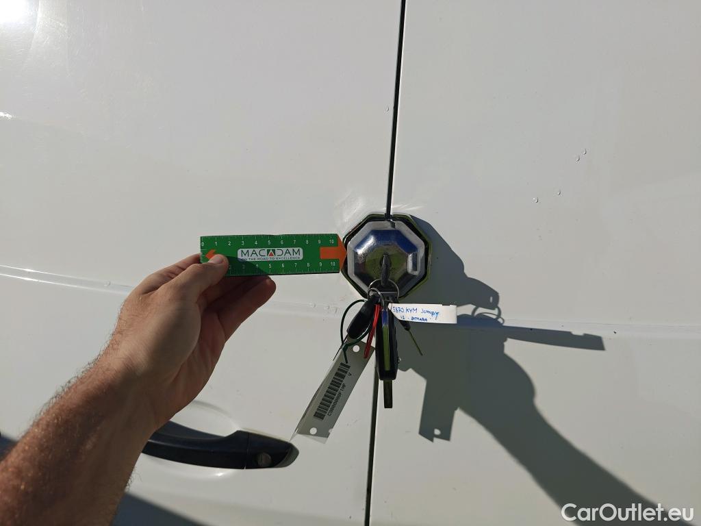  Citroen  Jumpy CITROEN  / 2016 / 4P / furgón Talla M BlueHDi 85KW (115CV) 6v Confort #15