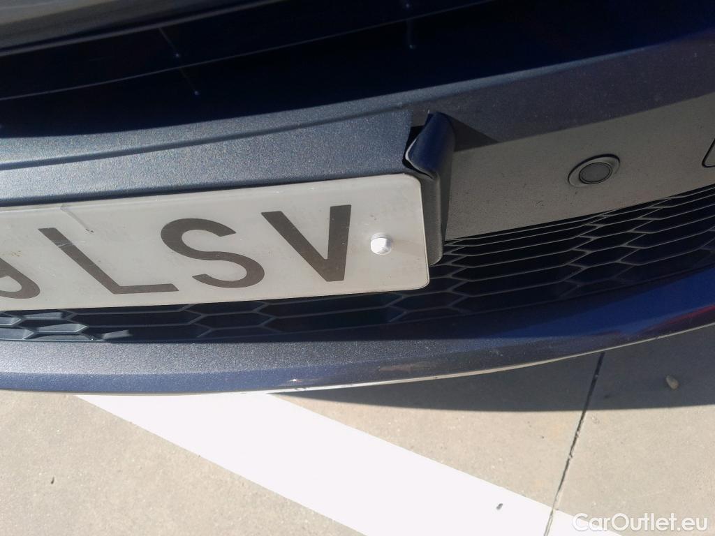  Toyota  C-HR TOYOTA  / 2019 / 5P / todoterreno 1.8 125H Advance #34