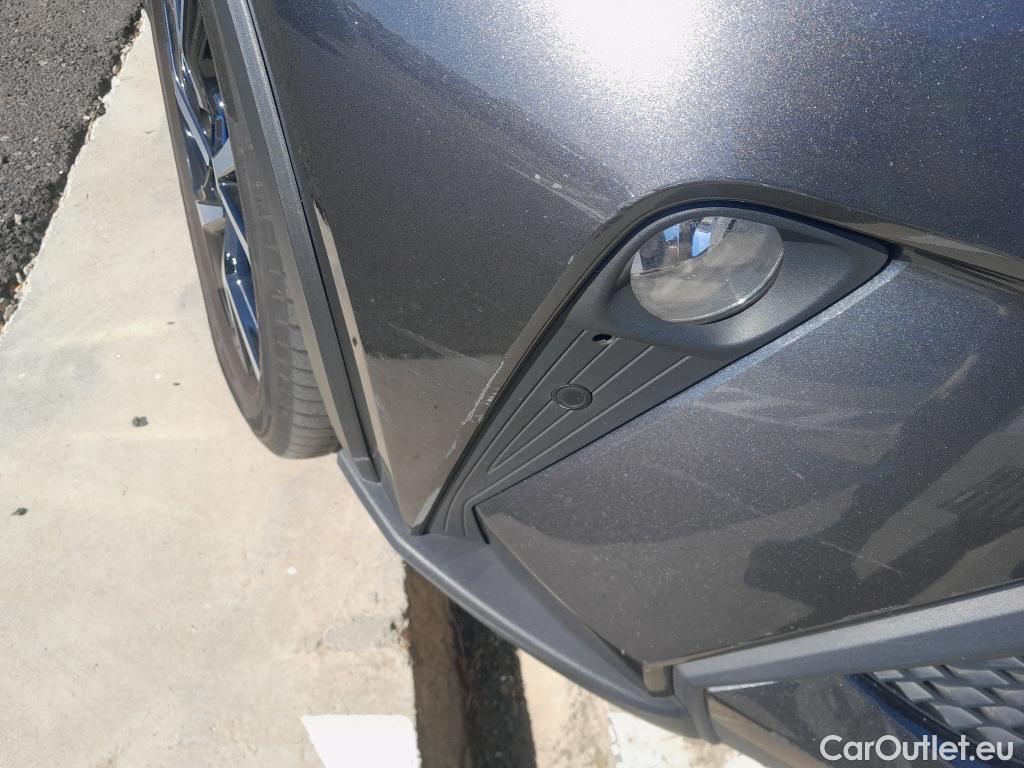  Toyota  C-HR TOYOTA  / 2019 / 5P / todoterreno 1.8 125H Advance #38