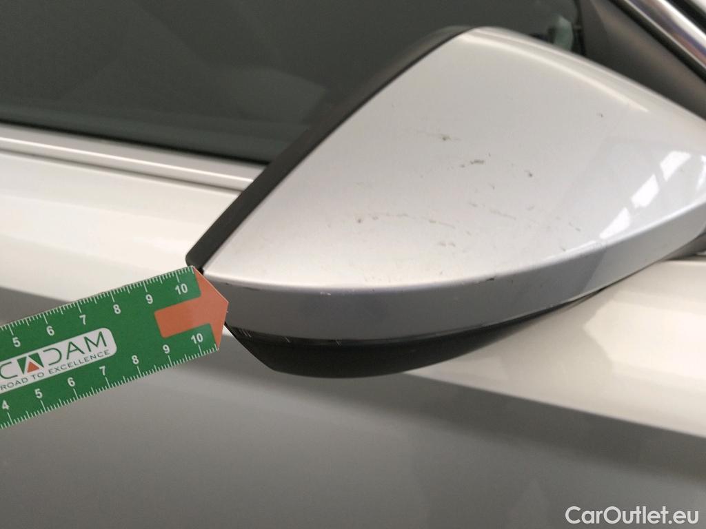  Skoda  Superb SKODA  / 2019 / 5P / berlina con portón 2.0 TDI 110kW (150CV) DSG Ambition #26