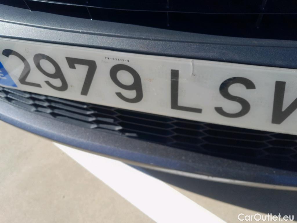  Toyota  C-HR TOYOTA  / 2019 / 5P / todoterreno 1.8 125H Advance #44