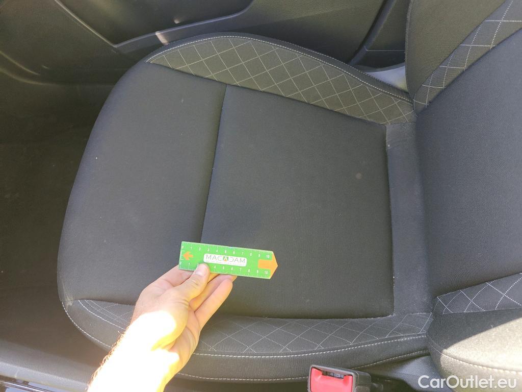  Skoda  Karoq SKODA  / 2017 / 5P / todoterreno 2.0 TDI 110kW (150CV) DSG 4X4 Ambition #49