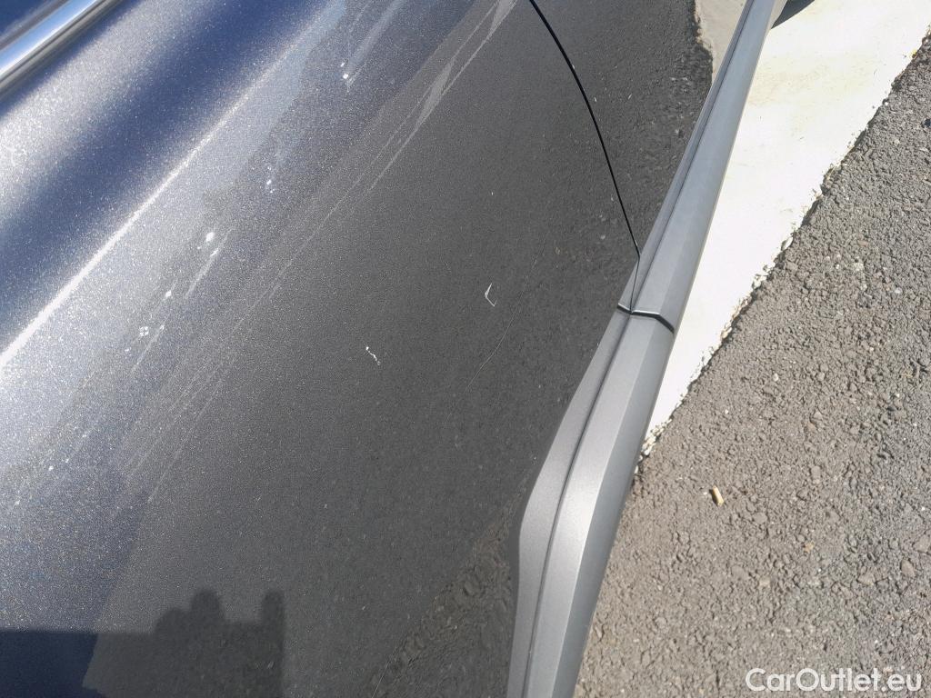  Toyota  C-HR TOYOTA  / 2019 / 5P / todoterreno 1.8 125H Advance #28