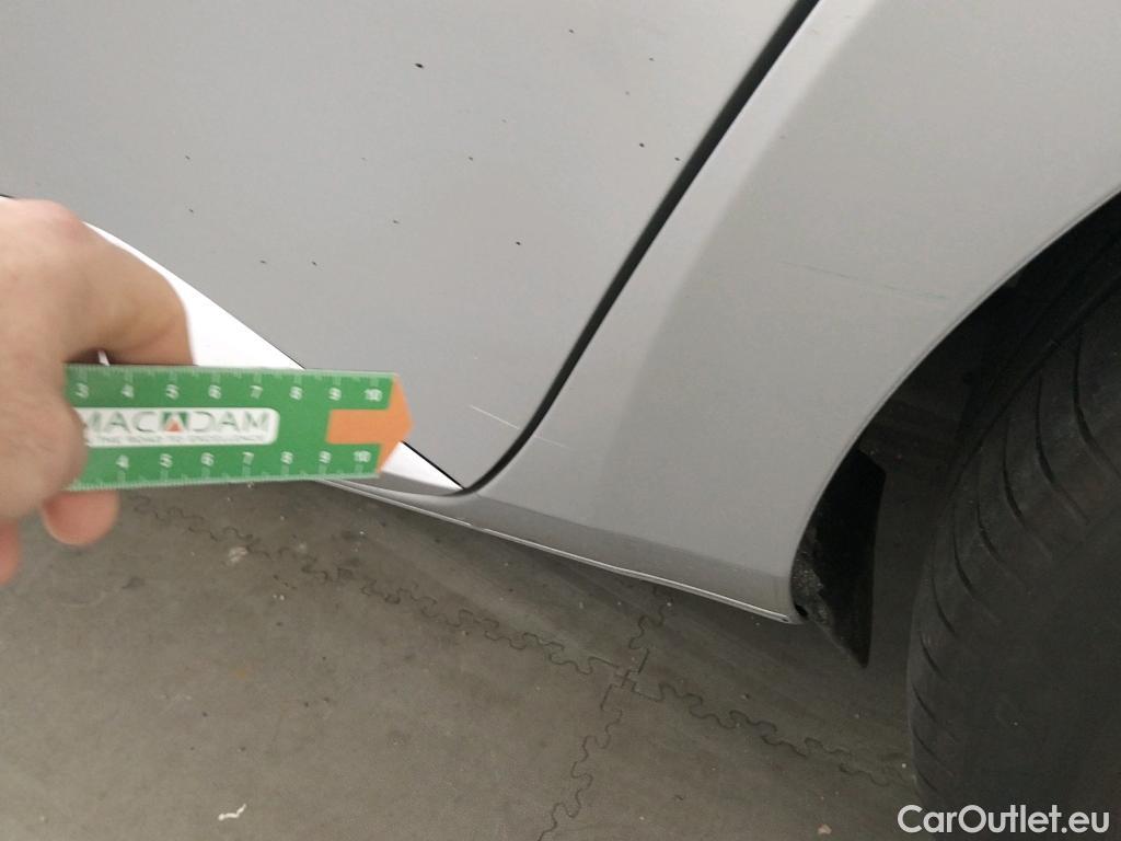  Skoda  Superb SKODA  / 2019 / 5P / berlina con portón 2.0 TDI 110kW (150CV) DSG Ambition #22