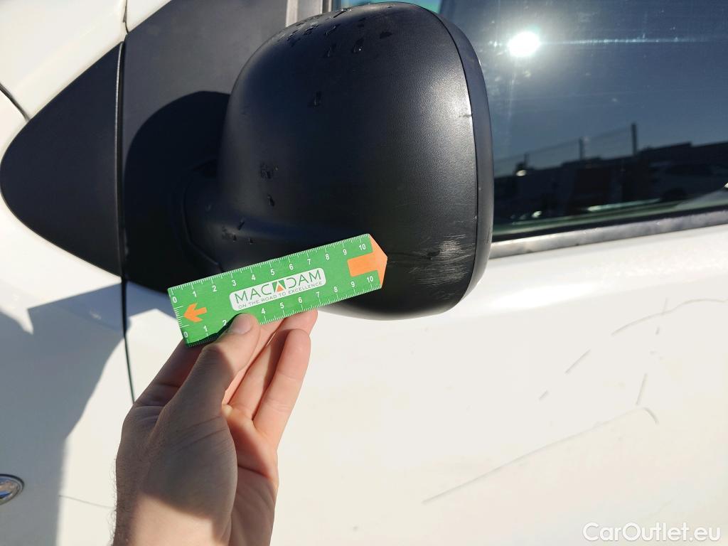  Citroen  Jumpy CITROEN  / 2016 / 4P / furgón Talla M BlueHDi 85KW (115CV) 6v Confort #80