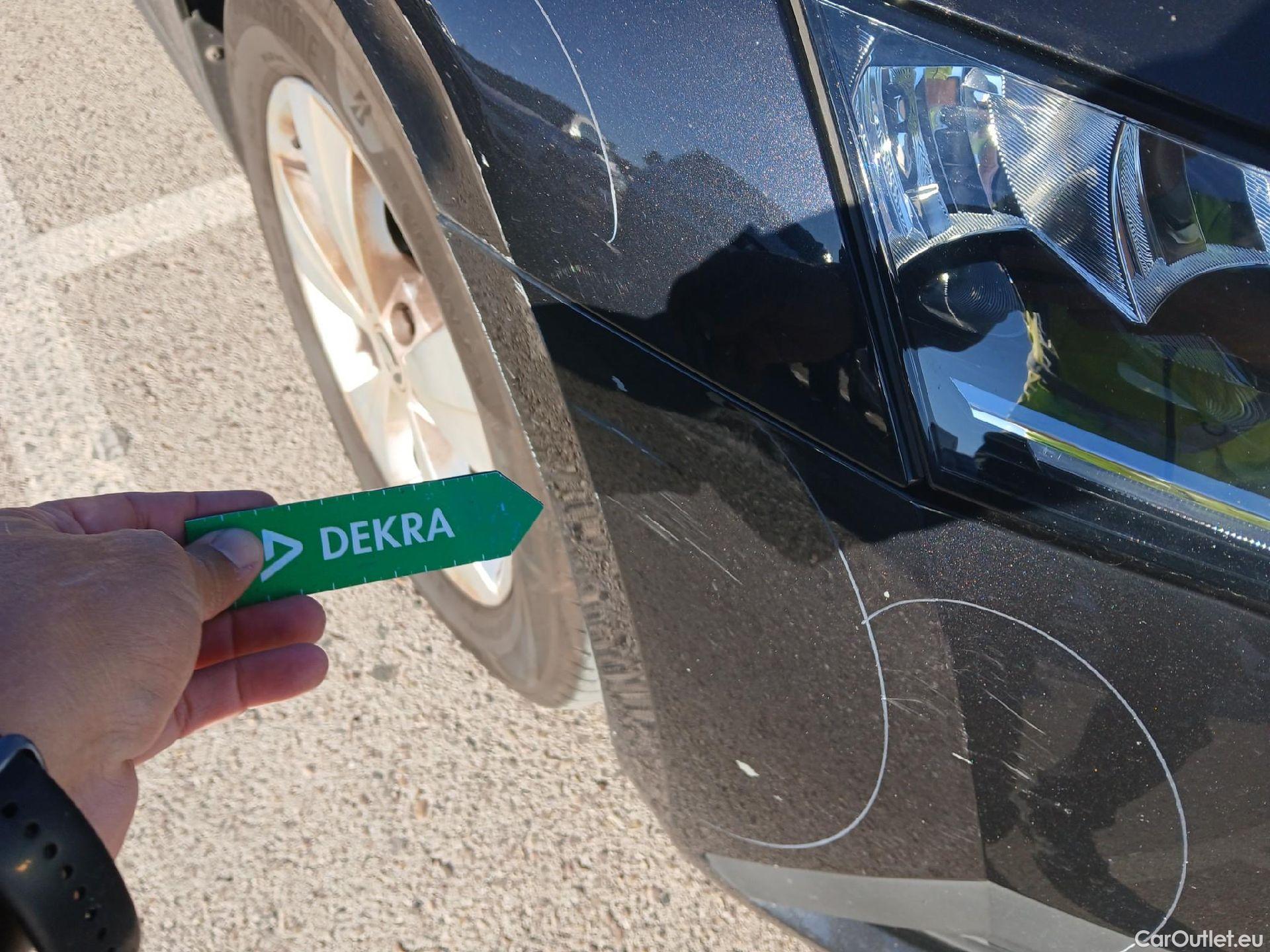  Skoda  Octavia SKODA  / 2020 / 5P / familiar Combi 2.0 TDI 85kW(115CV) Man Ambition #2