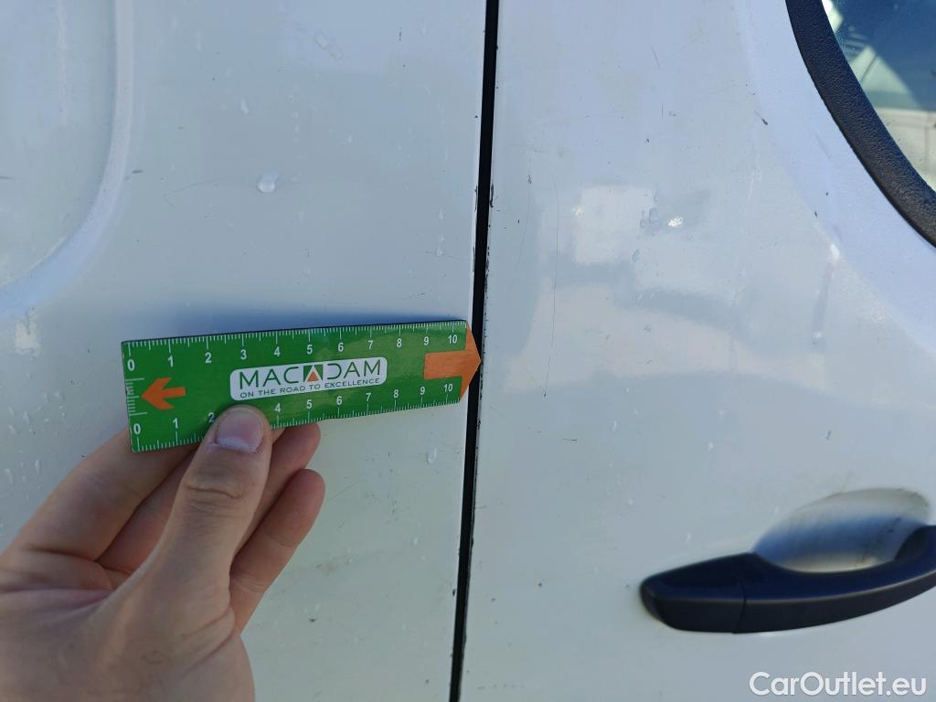  Citroen  Jumpy CITROEN  / 2016 / 4P / furgón Talla M BlueHDi 85KW (115CV) 6v Confort #47