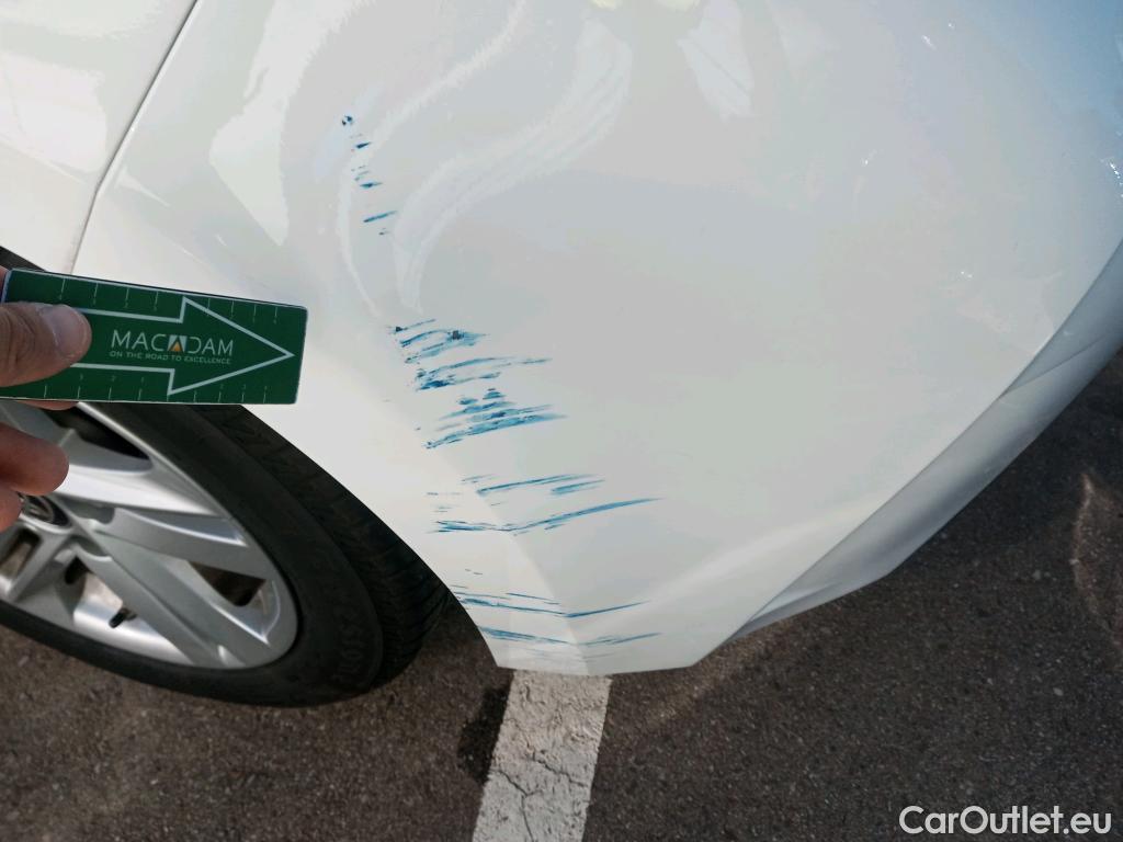  Toyota  Corolla TOYOTA  1.8 125H ACTIVE TECH E-CVT (CX) #21