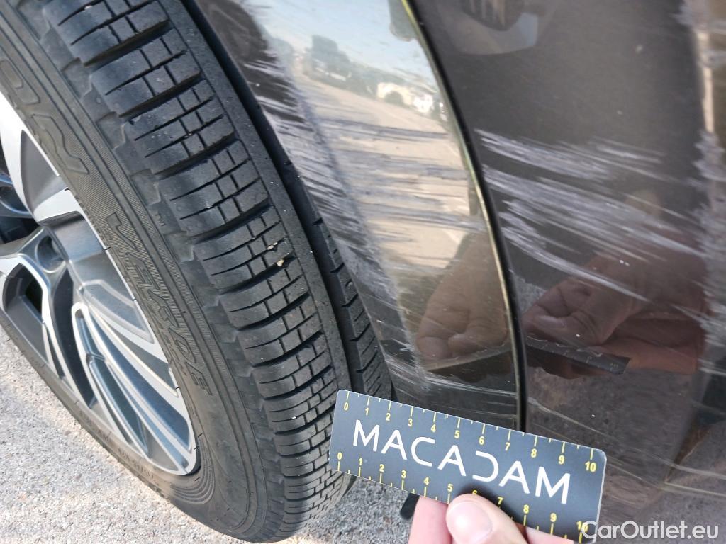  Volvo  XC90 VOLVO  / 2019 / 5P / todoterreno 2.0 B5 D AWD Momentum Pro Auto #35