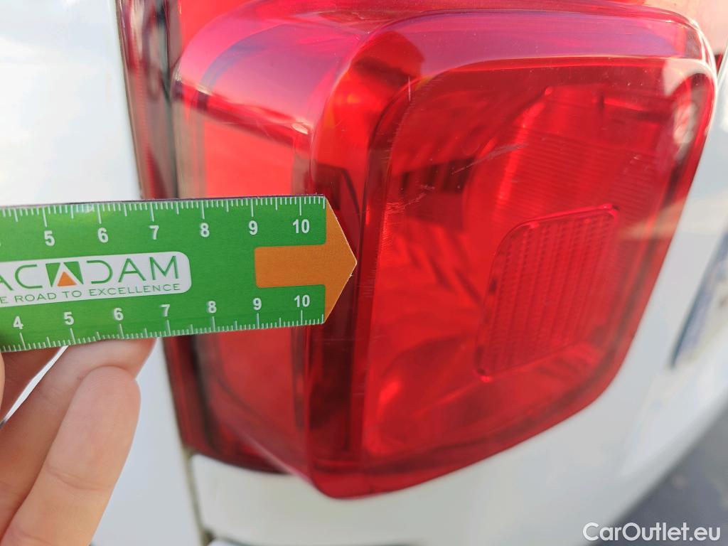  Citroen  Jumpy CITROEN  / 2016 / 4P / furgón Talla M BlueHDi 85KW (115CV) 6v Confort #77