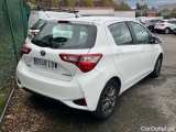  Toyota  Yaris TOYOTA  / 2017 / 5P / berlina con portón 1.5 100H Active #2