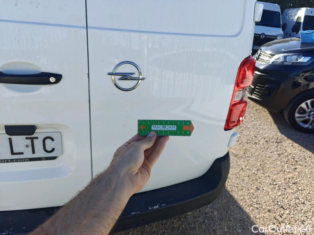  Opel  Vivaro OPEL  / 2019 / 4P / furgón 1.5 Diésel 74kW (100CV) M Inc. Select #80