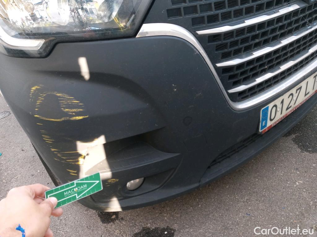  Renault  Master RENAULT TRUCKS UK  VU 4p 3G furgón 135.35 L3H3 FWD #36