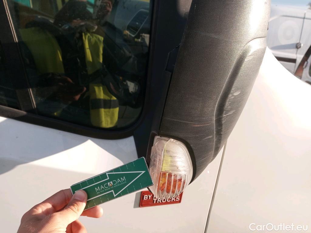  Renault  Master RENAULT TRUCKS UK  VU 4p 3G furgón 135.35 L3H3 FWD #12