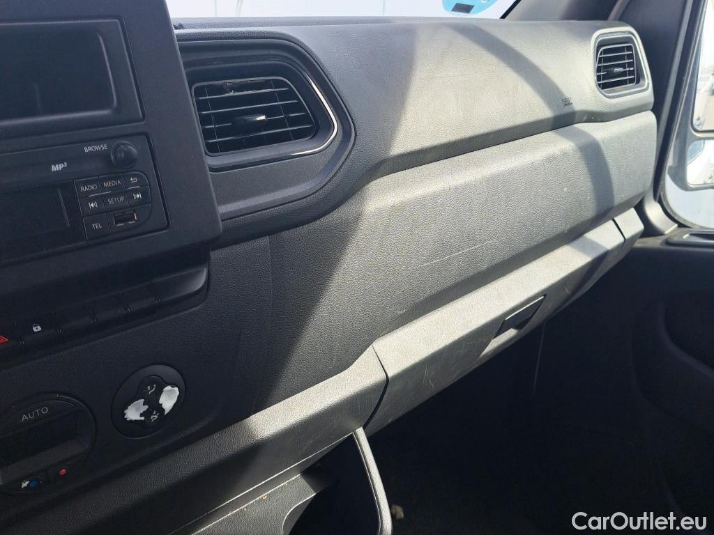  Nissan  NV400 NISSAN  / 2011 / 4P / furgón L2H2 3,5T 2.3dCi 99kW FWD Comfort #27