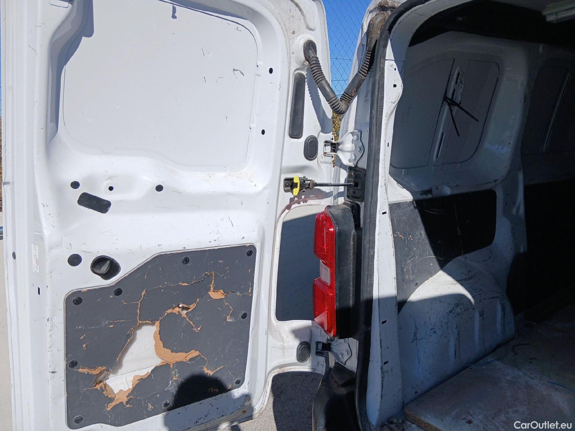  Peugeot  Expert  Furgón Premium Standard 1.5 HDI 120CV MT6 E6d #7