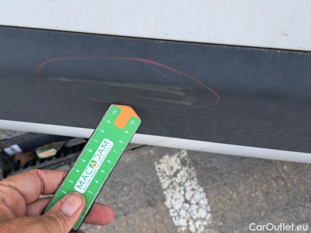  Nissan  NV400 NISSAN  / 2011 / 4P / furgón L2H2 3,5T 2.3dCi 99kW FWD Comfort #77