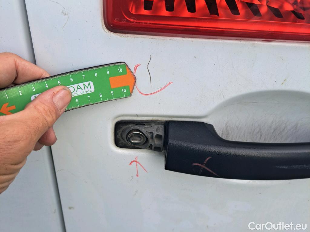  Nissan  NV400 NISSAN  / 2011 / 4P / furgón L2H2 3,5T 2.3dCi 99kW FWD Comfort #55