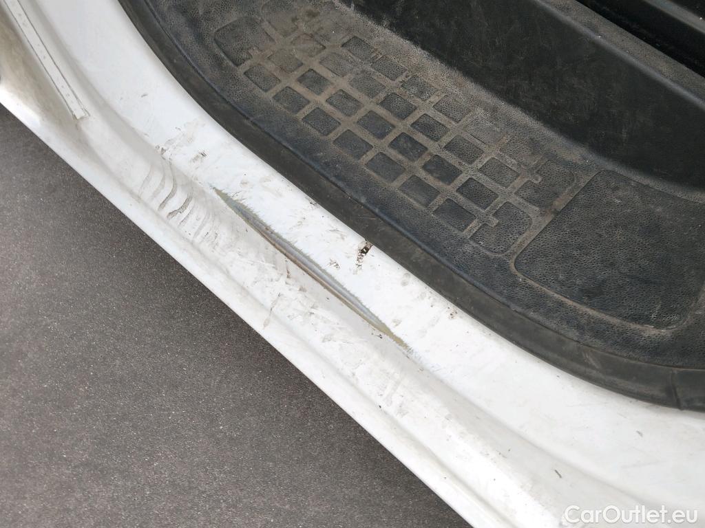  Peugeot  Expert PEUGEOT  / 2016 / 4P / furgón Furgón Pro BlueHDi 85KW (115CV) Standard #37