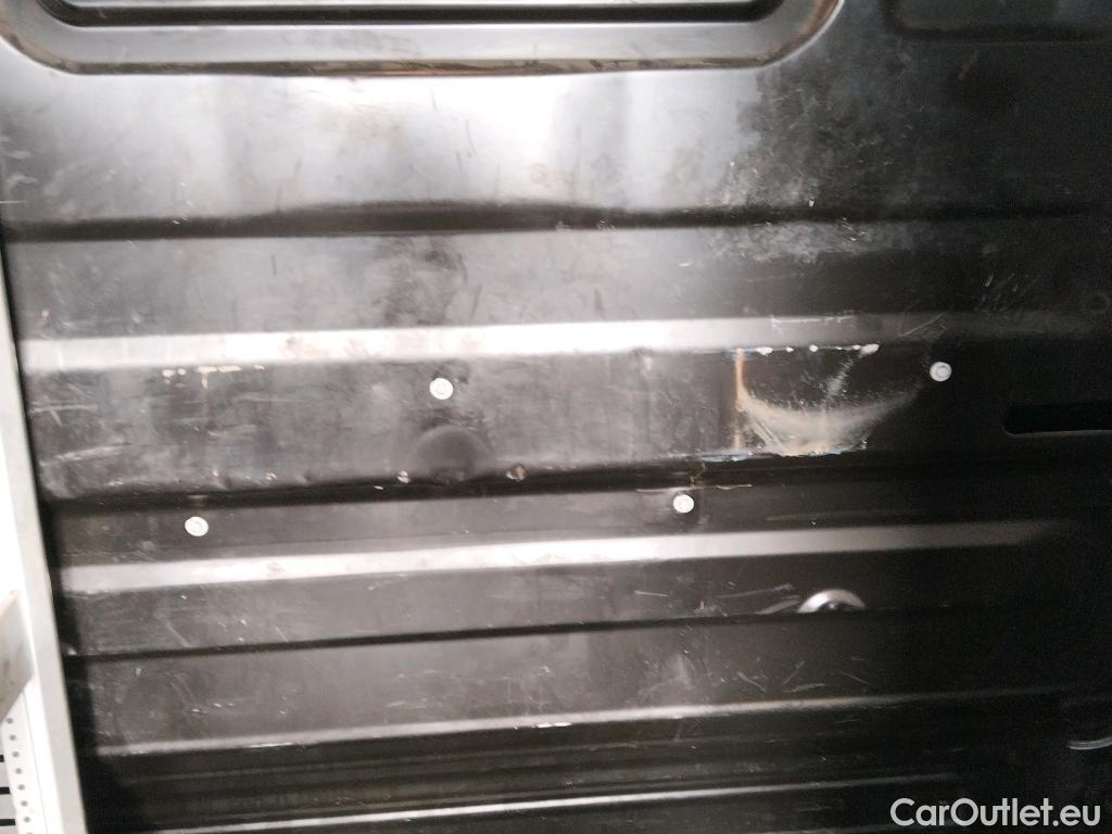  Peugeot  Expert PEUGEOT  / 2016 / 4P / furgón Furgón Pro BlueHDi 85KW (115CV) Standard #21