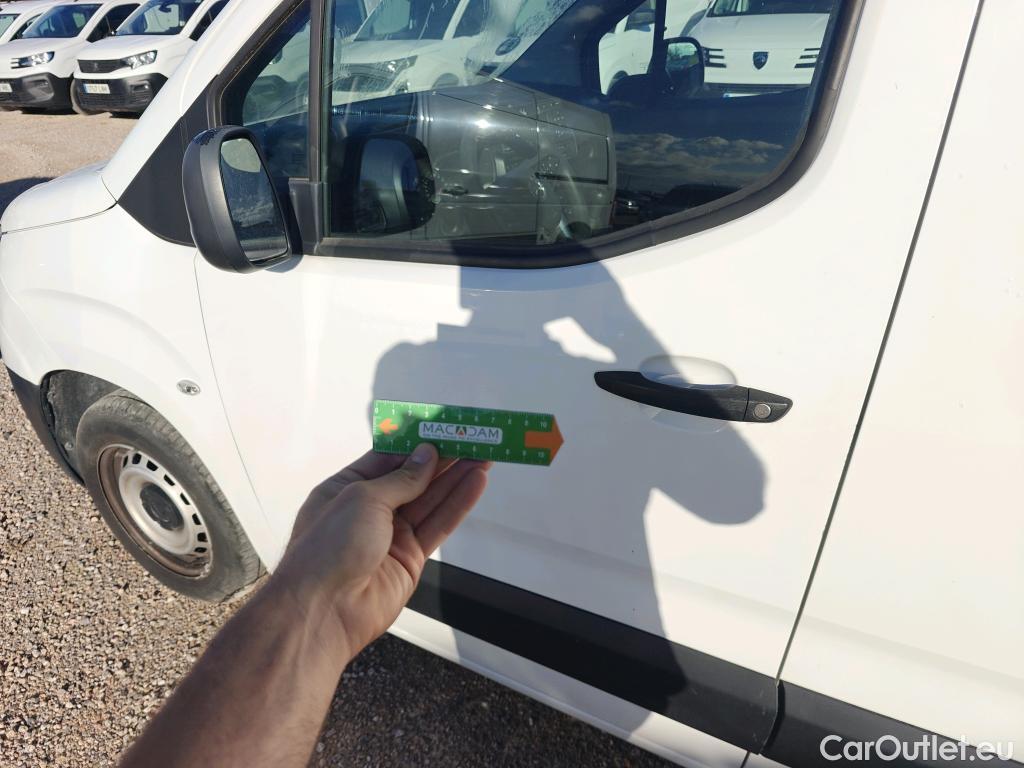  Opel  Combo OPEL  / 2018 / 3P / furgón derivado de turismo 1.6 TD S/S 74kW (100CV) Express L H1 650 #10