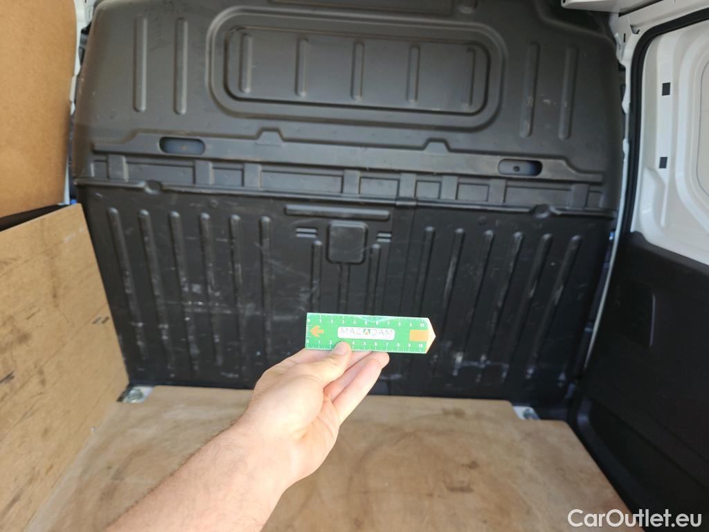  Opel  Combo OPEL  / 2018 / 3P / furgón derivado de turismo 1.6 TD S/S 74kW (100CV) Express L H1 650 #22