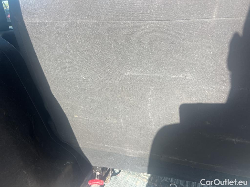  Opel  Vivaro OPEL  / 2019 / 4P / combi 1.5 Diésel 88kW (120CV) M Std Express #29