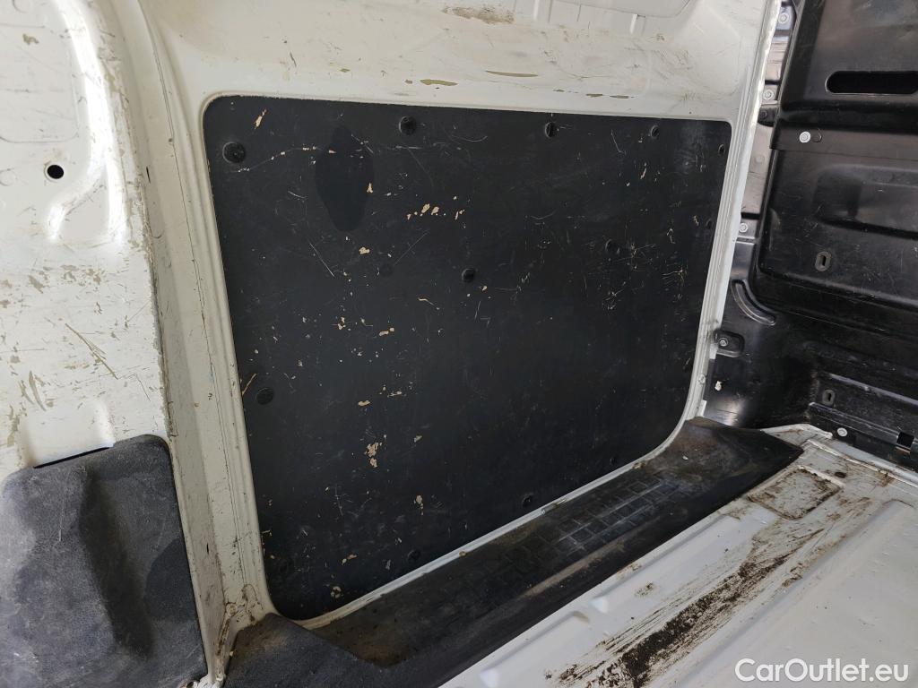  Opel  Vivaro OPEL  / 2019 / 4P / furgón 1.5 Diésel 74kW (100CV) M Inc. Select #13