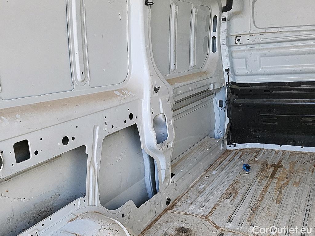  Renault  Trafic RENAULT  / 2019 / 4P / furgón Furgón 29 L2H2 Energy BluedCi 107 kW #1