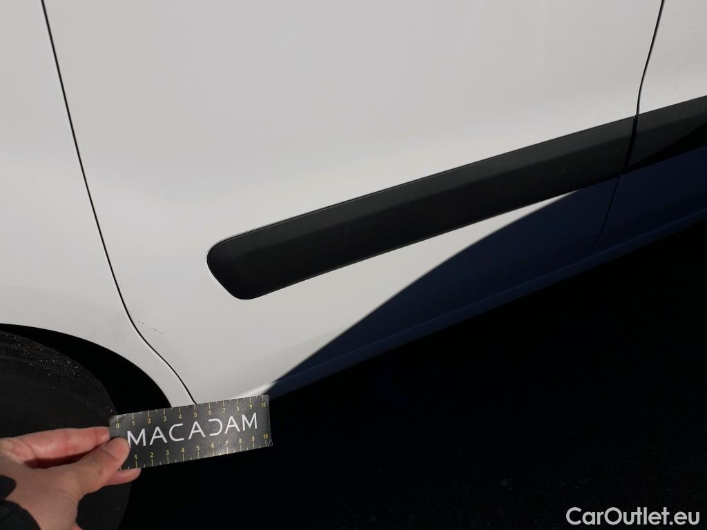  Peugeot  Partner PEUGEOT  VU 4p 2G furgón derivado de Furgón Confort PackL2 BlueHDi 73KW (100) #3