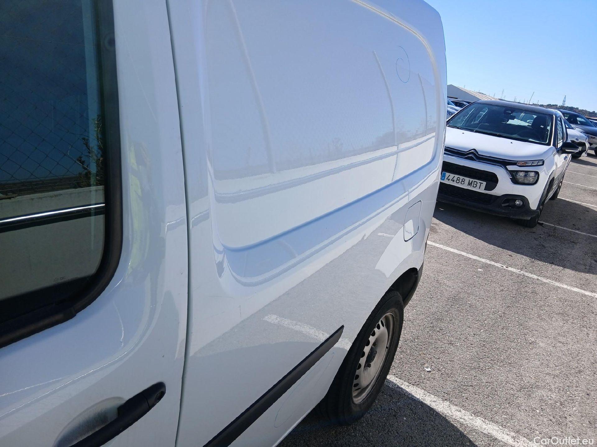  Renault  Kangoo  II Furgón Professional 1.5 dCi 95CV MT6 E6dT #13